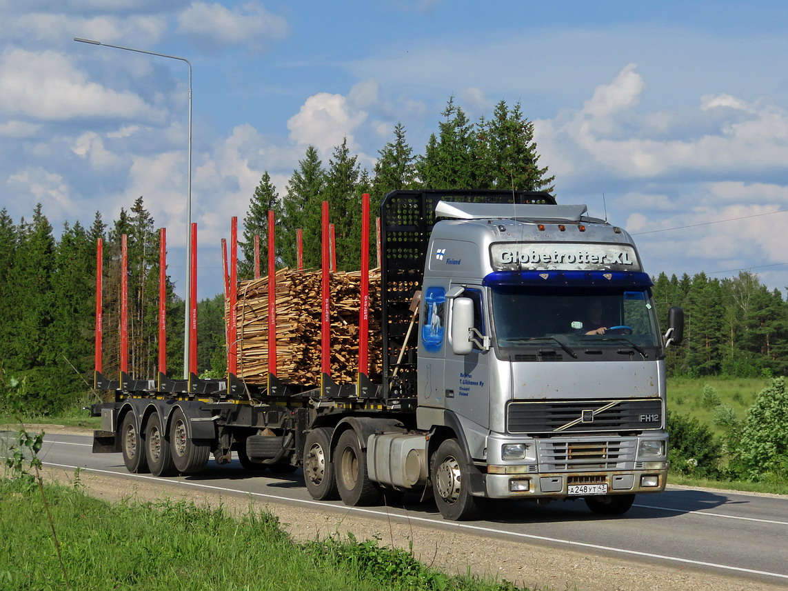 Кировская область, № А 248 УТ 43 — Volvo ('1993) FH12.420