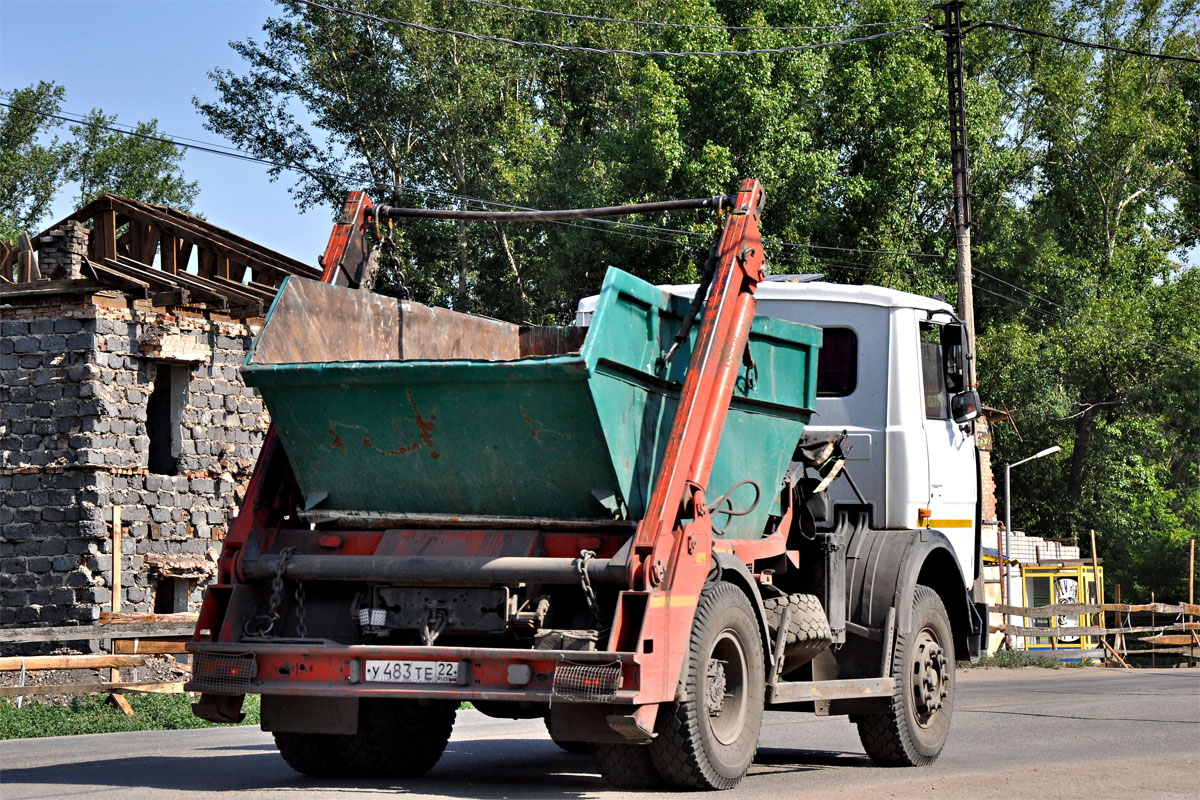 Алтайский край, № У 483 ТЕ 22 — МАЗ-5551A2