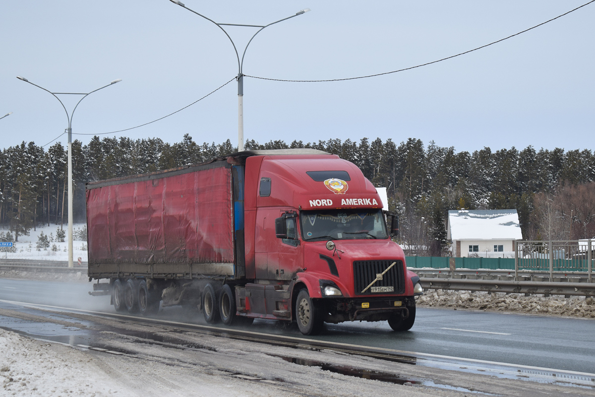 Томская область, № Т 915 ЕМ 142 — Volvo VNL670