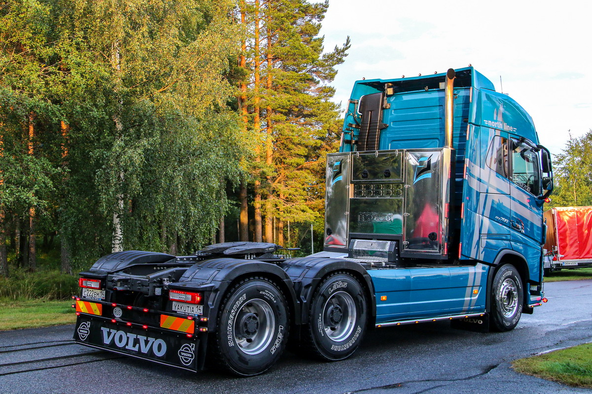 Саха (Якутия), № С 222 ЕМ 14 — Volvo ('2012) FH16.700