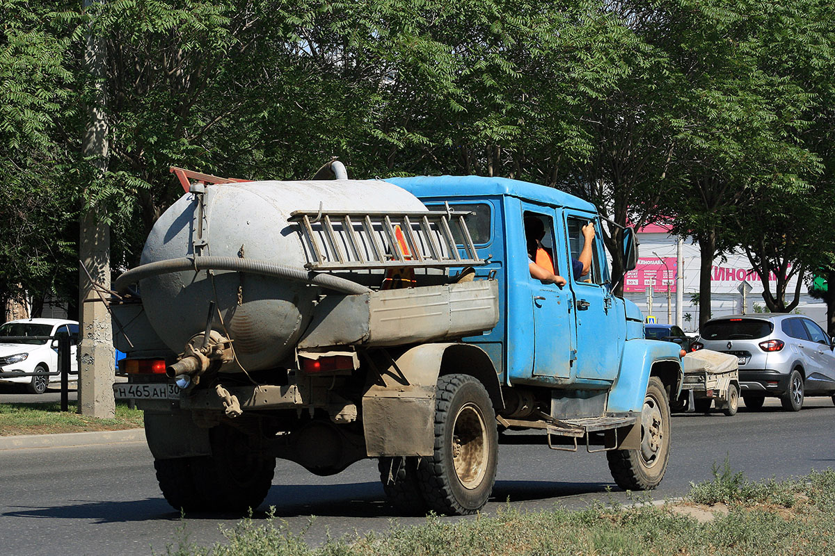 Астраханская область, № Н 465 АН 30 — ГАЗ-3307