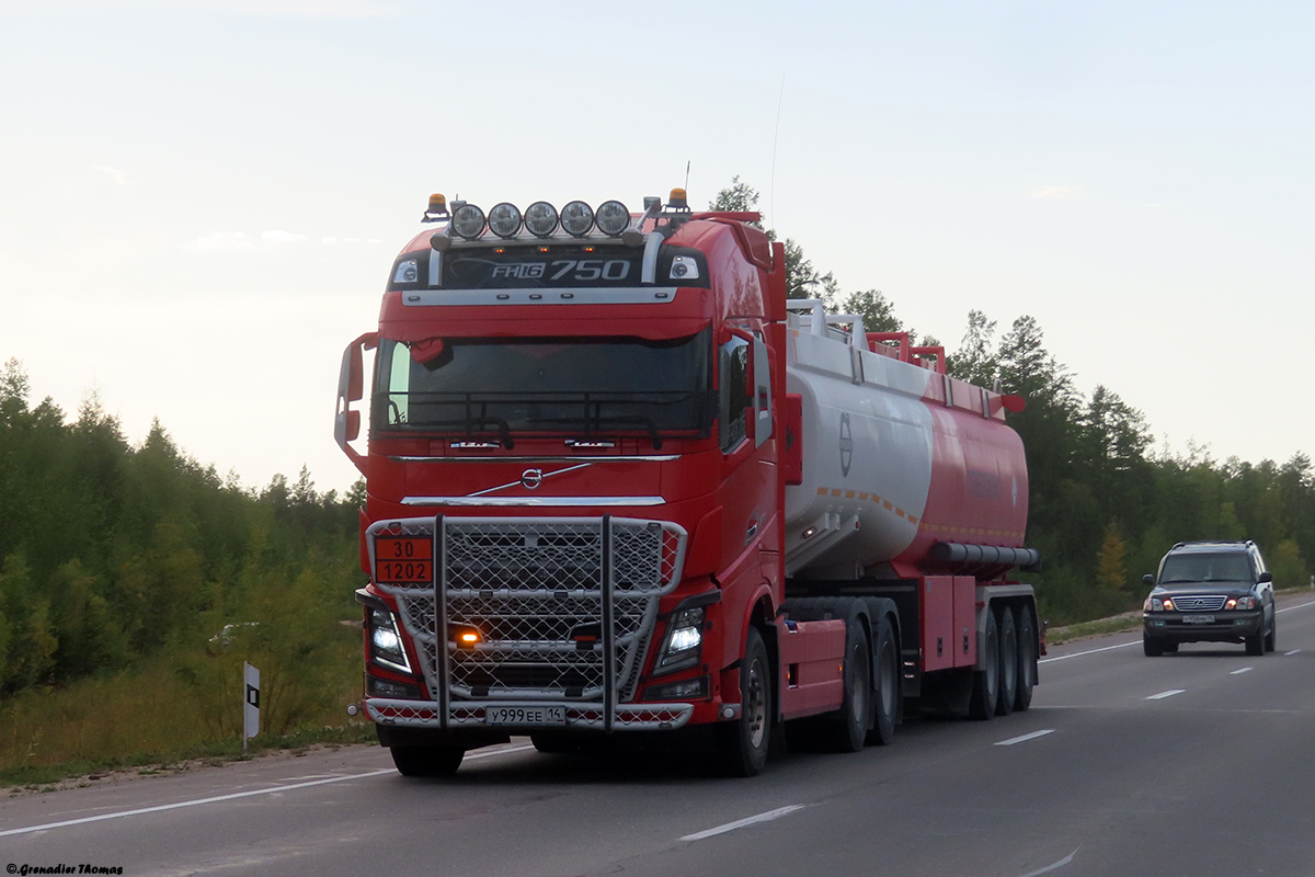 Саха (Якутия), № У 999 ЕЕ 14 — Volvo ('2012) FH16.750