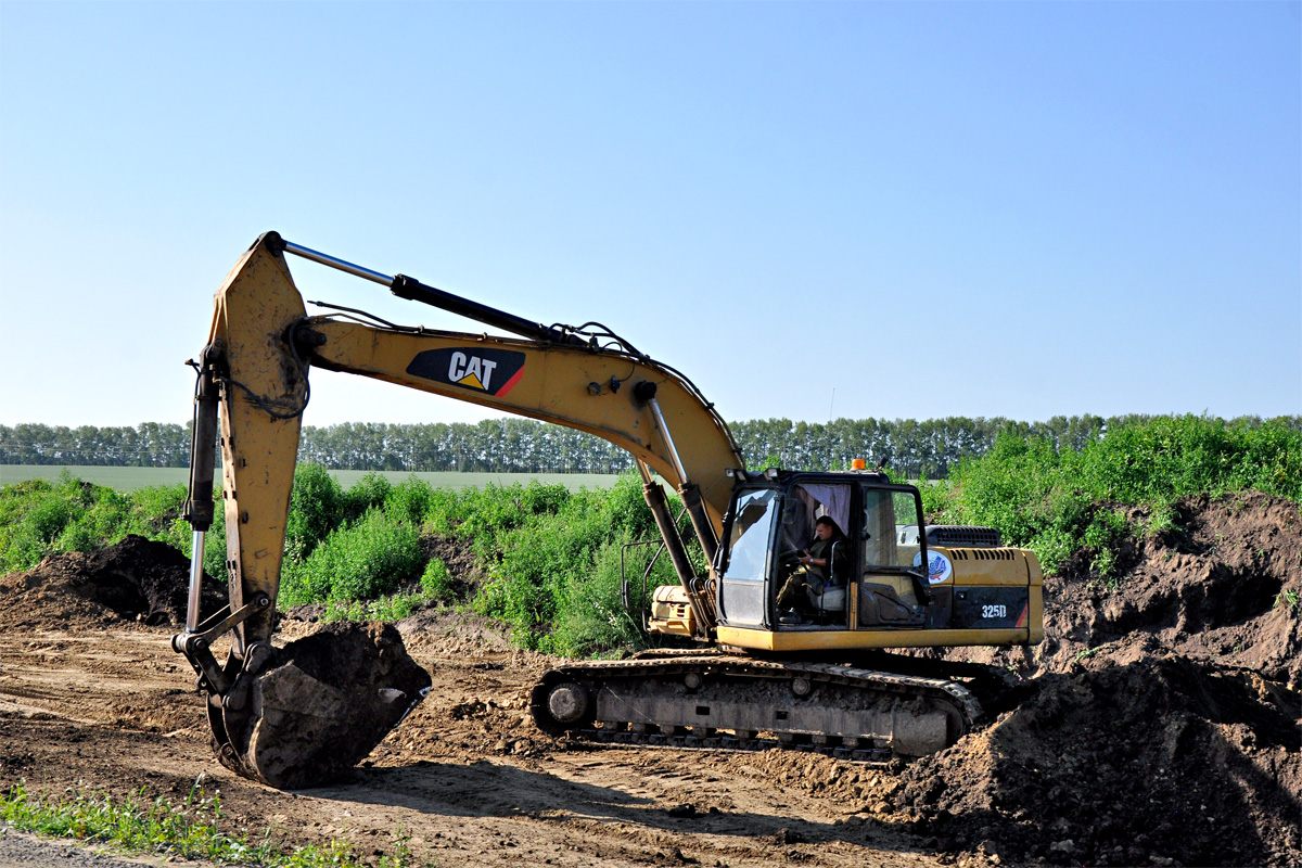 Алтайский край, № 4450 МТ 22 — Caterpillar (общая модель)