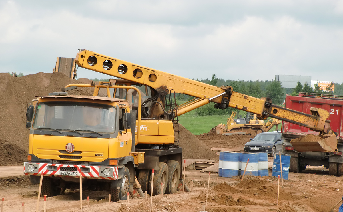 Московская область, № Е 652 МА 150 — Tatra 815 TerrNo1-250R21