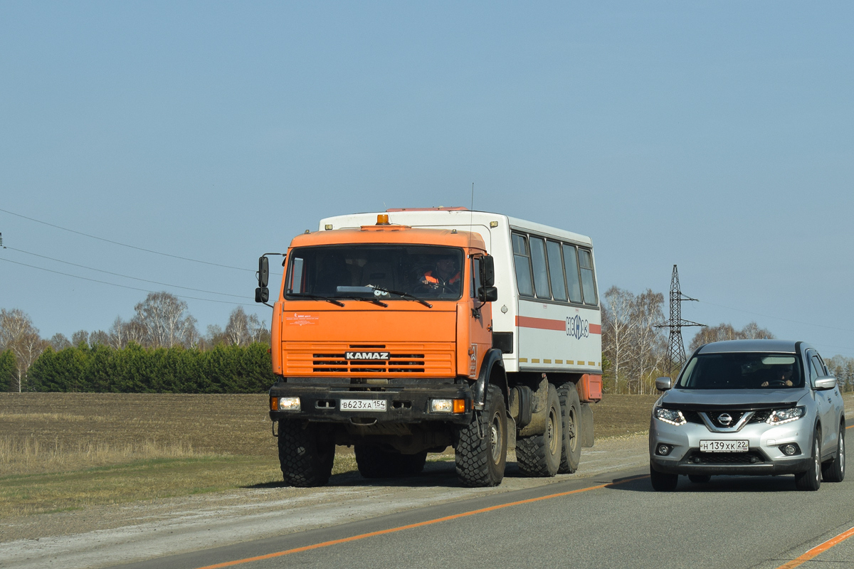 Новосибирская область, № В 623 ХА 154 — КамАЗ-43114-15 [43114R]