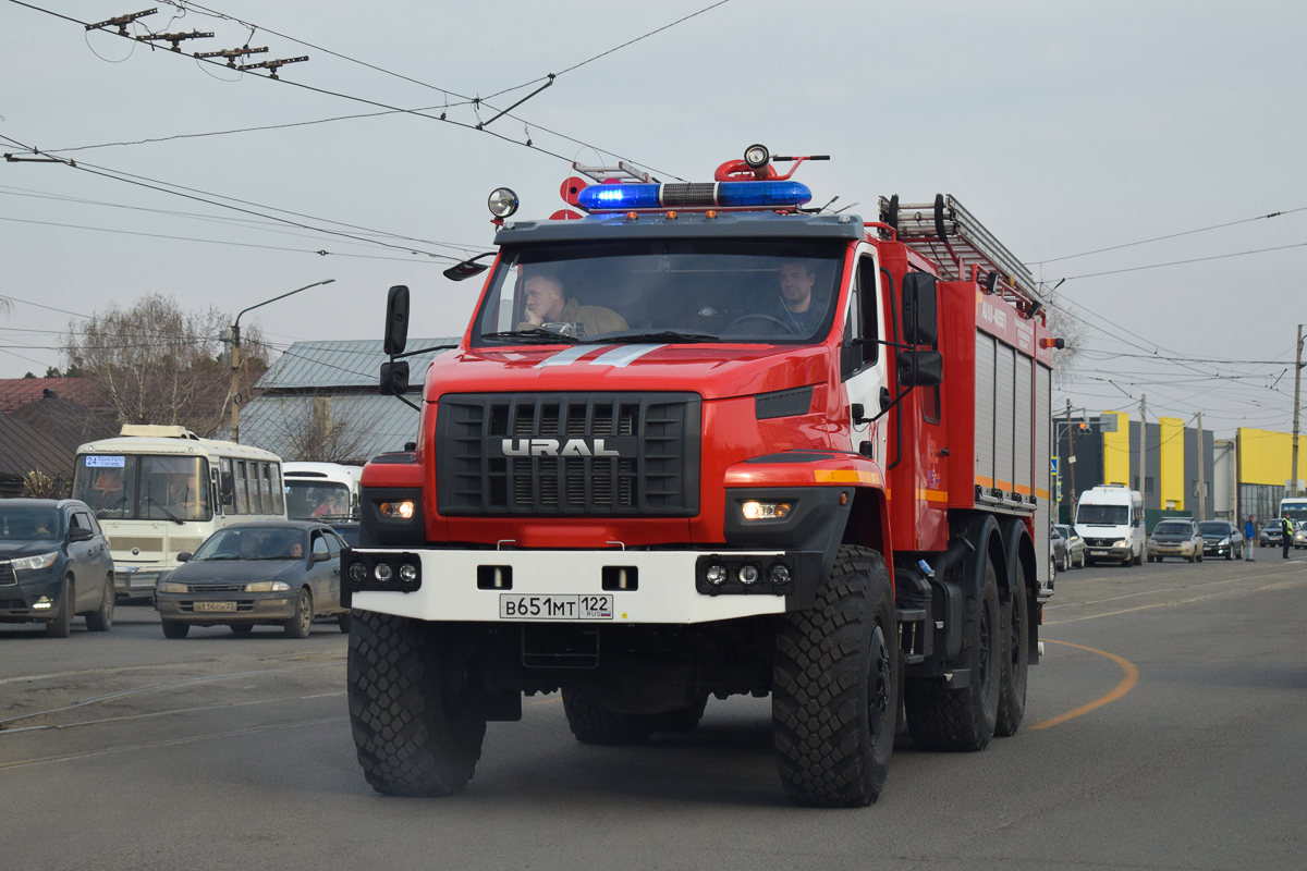 Алтайский край, № В 651 МТ 122 — Урал NEXT 5557-72