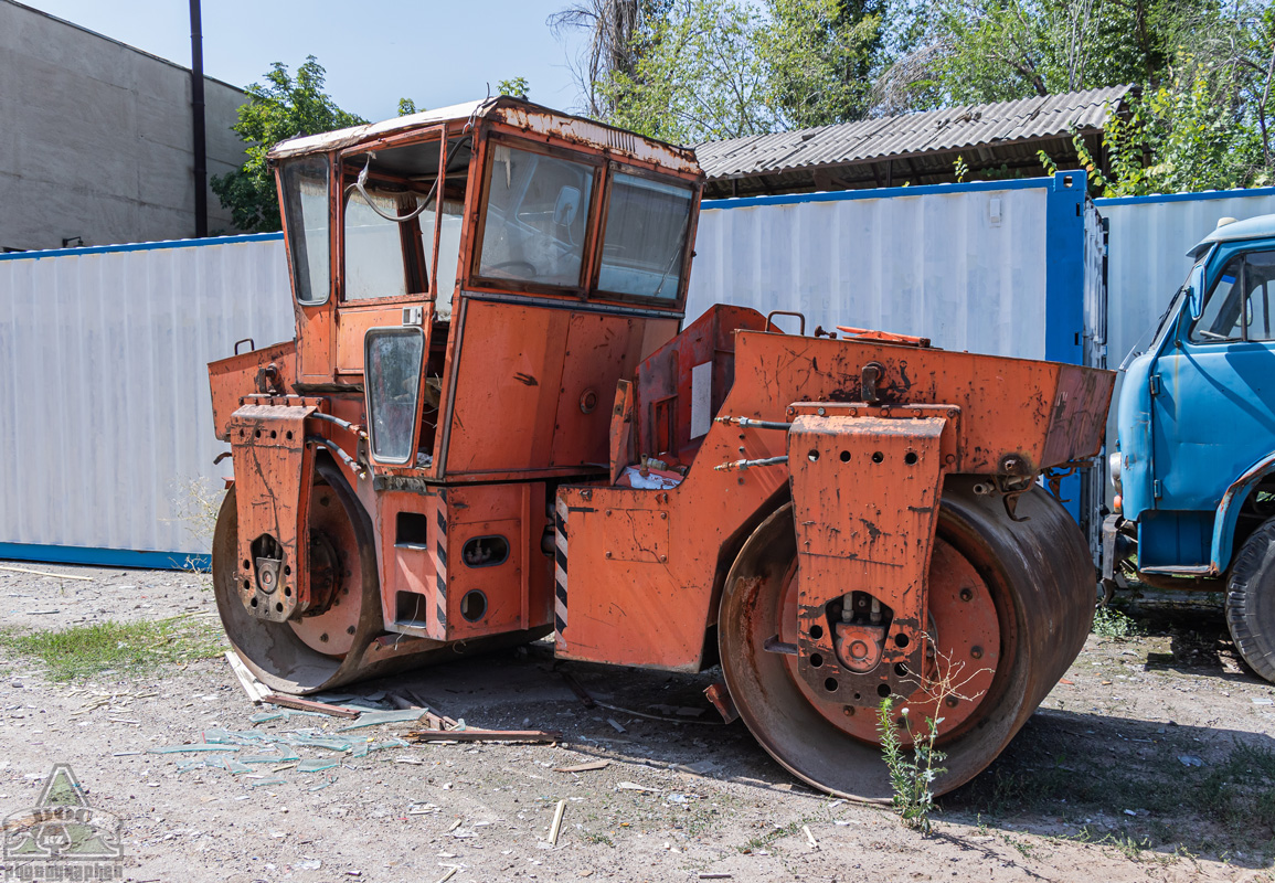 Алматы, № (KZ02) Б/Н СТ 0074 — Bomag (общая модель)