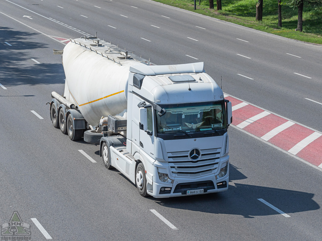 Алматы, № 868 DC 02 — Mercedes-Benz Actros ('2011) 1845