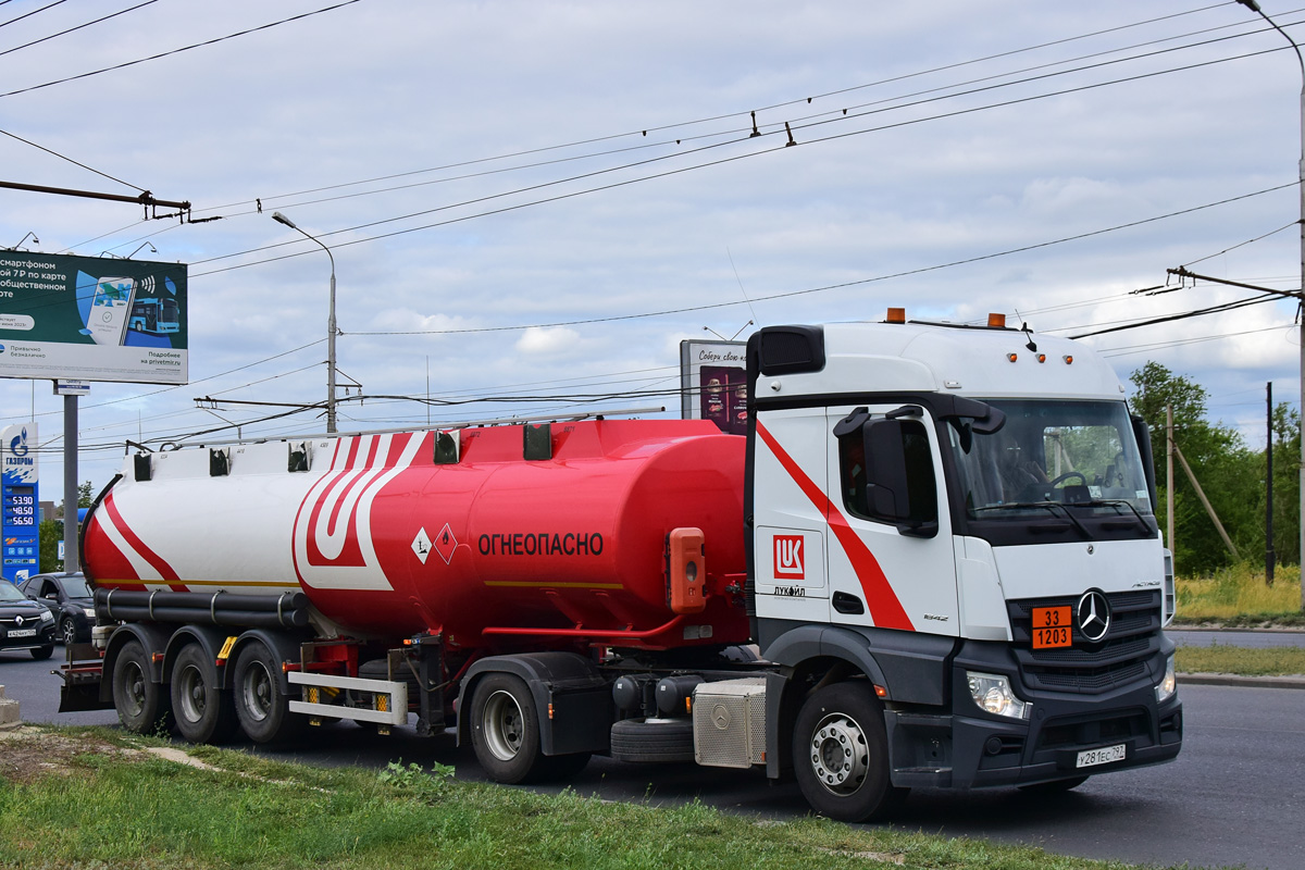 Волгоградская область, № У 281 ЕС 797 — Mercedes-Benz Actros '18 1842 [Z9M]