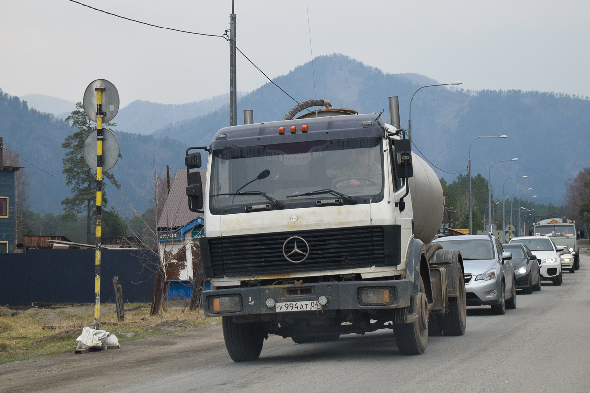 Алтай, № У 994 АТ 04 — Mercedes-Benz SK 1722