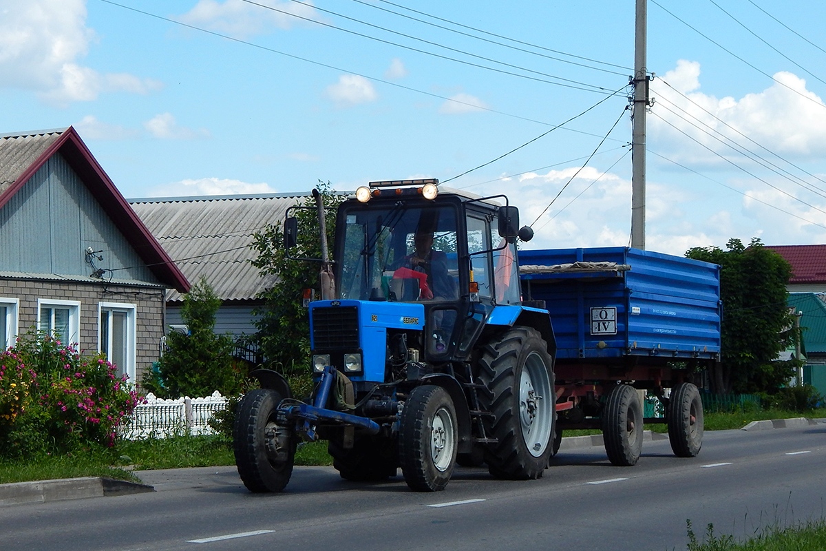 Белгородская область, № 0420 ЕТ 31 — Беларус-82.1