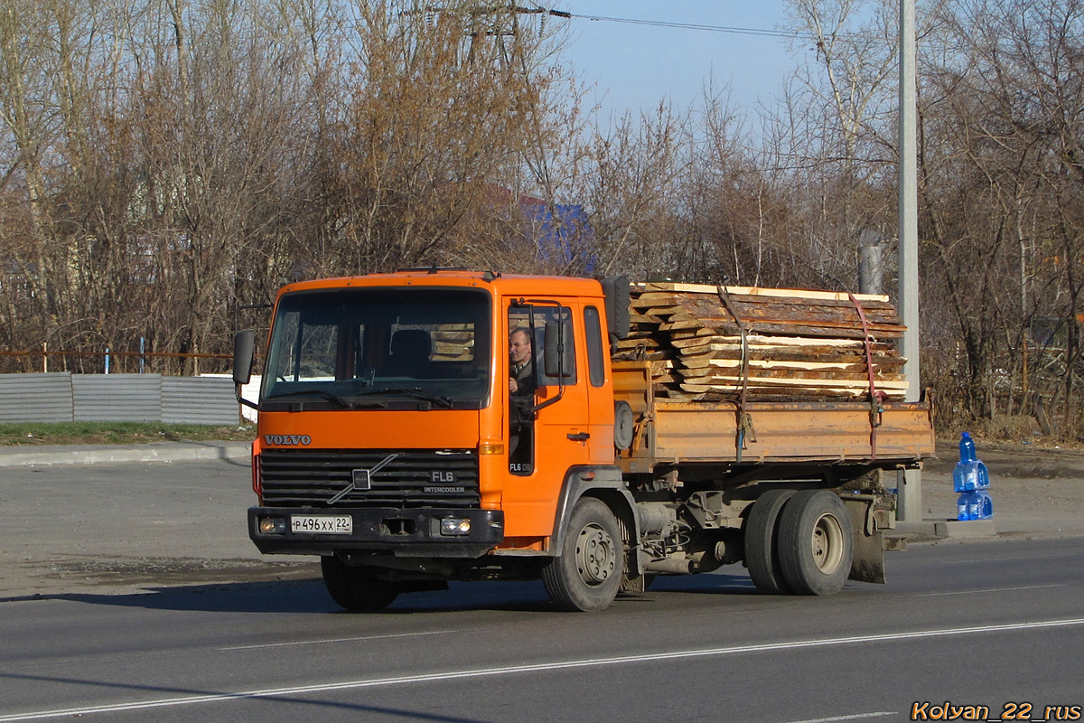 Алтайский край, № Р 496 ХХ 22 — Volvo FL6