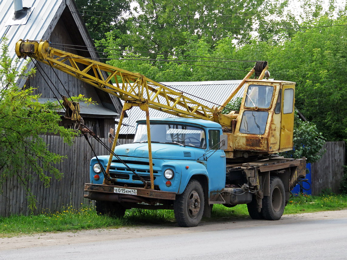 Кировская область, № Е 015 КМ 43 — ЗИЛ-431410