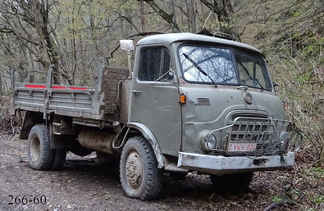 Венгрия, № YKV-824 — Steyr (общая модель)