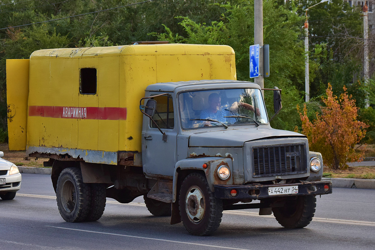 Волгоградская область, № А 442 НТ 34 — ГАЗ-3307