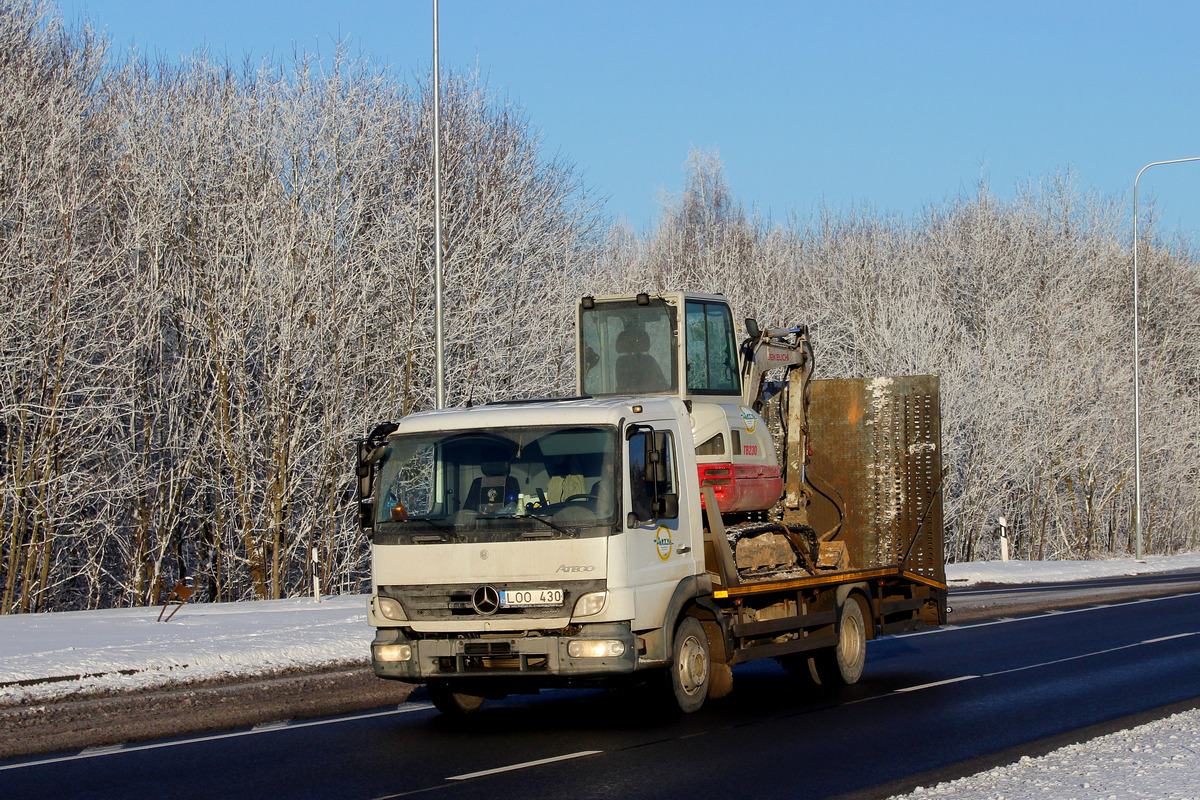 Литва, № LOO 430 — Mercedes-Benz Atego (общ.м)