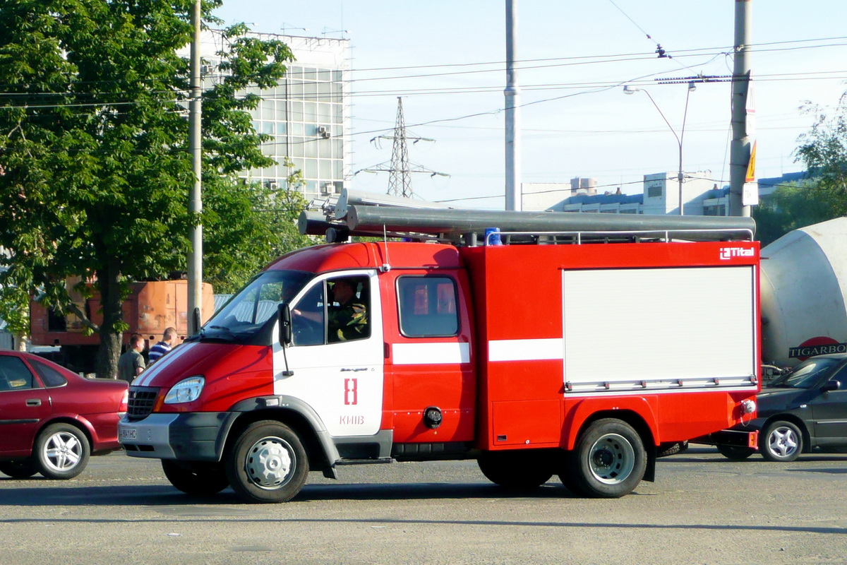 Киев, № АА 9041 НС — ГАЗ-331043 "Валдай"