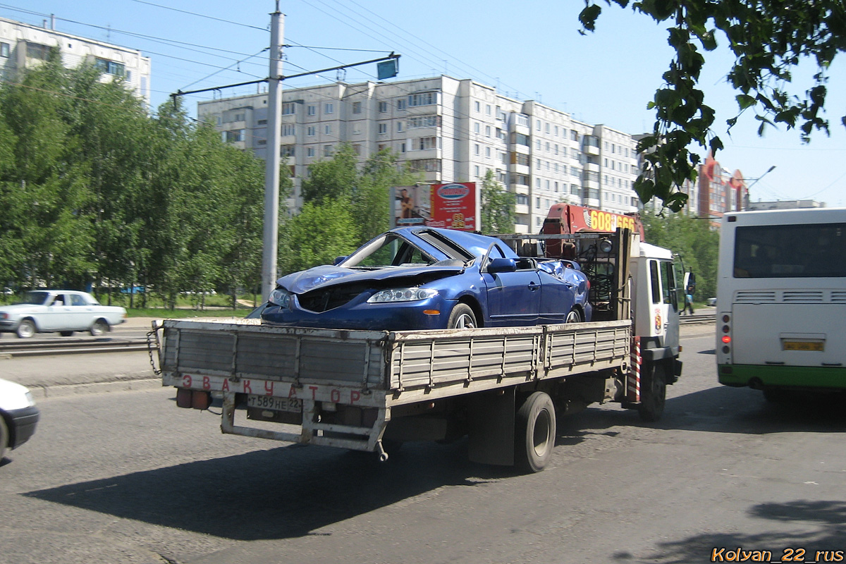 Алтайский край, № Т 589 НЕ 22 — Mitsubishi Fuso (общая модель)