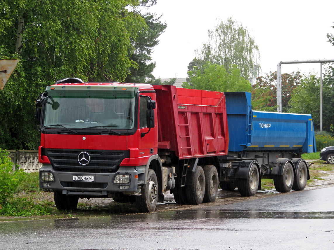 Кировская область, № В 900 МА 43 — Mercedes-Benz Actros ('2003) 3332