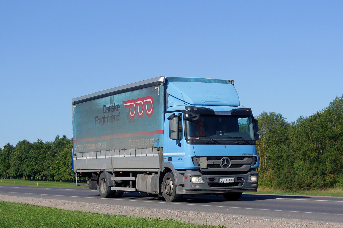 Литва, № LSH 130 — Mercedes-Benz Actros ('2003) 1832