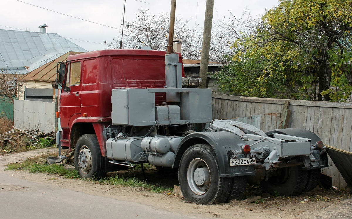 Воронежская область, № М 232 ОА 36 — Škoda-LIAZ 110