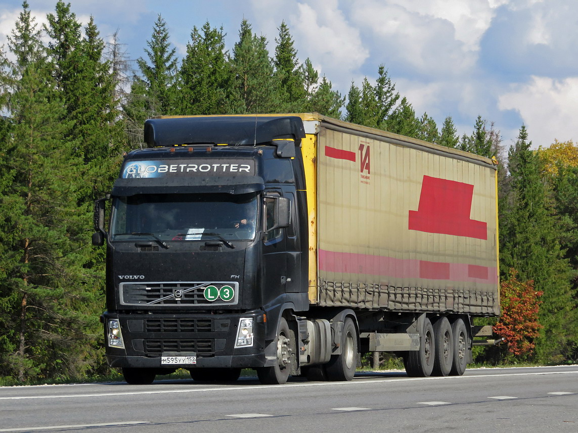 Нижегородская область, № М 595 УУ 152 — Volvo ('2002) FH12.400