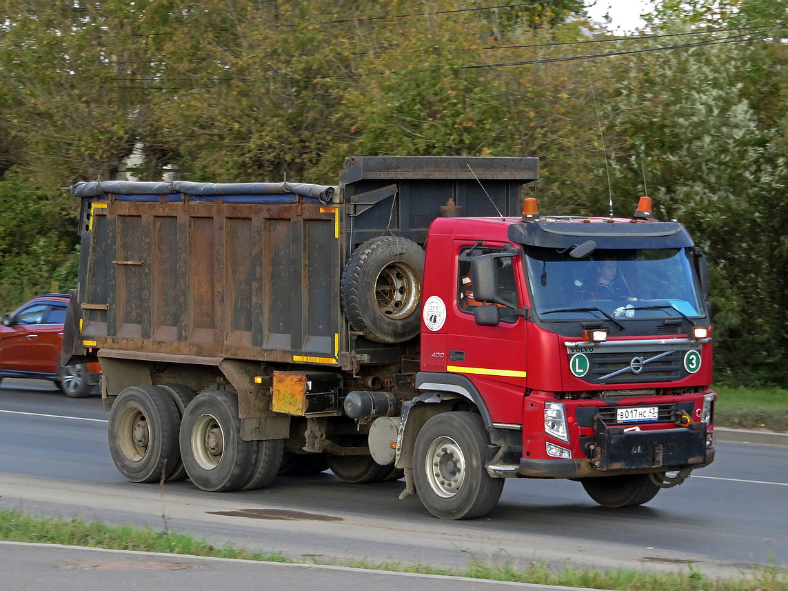 Кировская область, № В 017 НС 43 — Volvo ('2010) FM.400