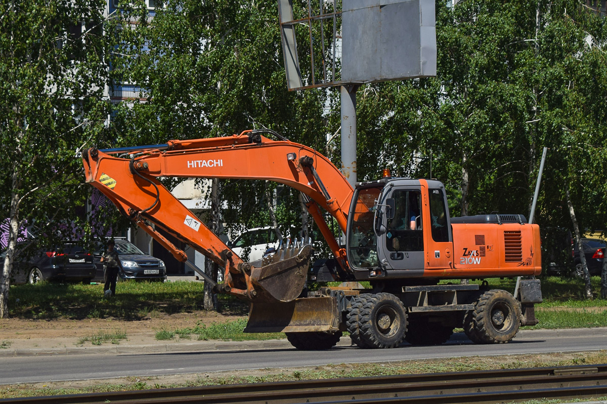 Алтайский край, № 2262 ЕВ 22 — Hitachi ZX210W (общая модель)