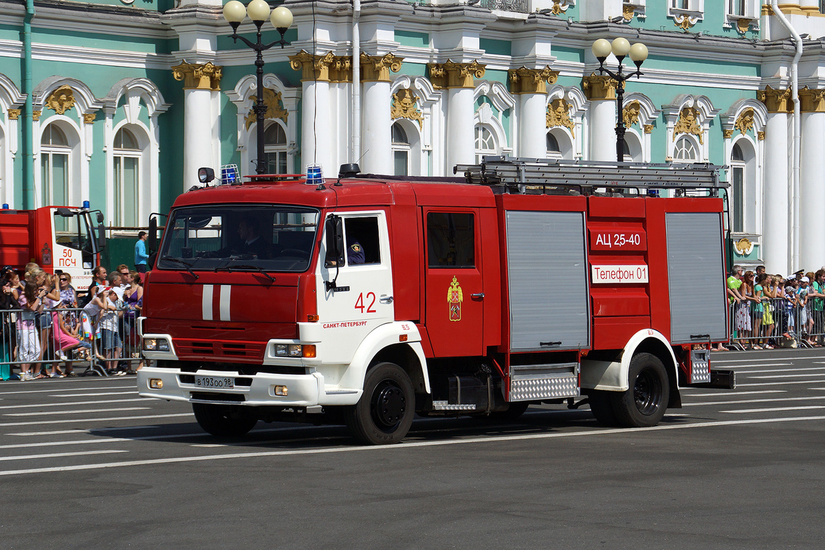 Санкт-Петербург, № В 193 ОО 98 — КамАЗ-4308 [430800]; Санкт-Петербург — Парад, посвящённый 210-летию со дня образования пожарной охраны Санкт‑Петербурга (29.06.2013)