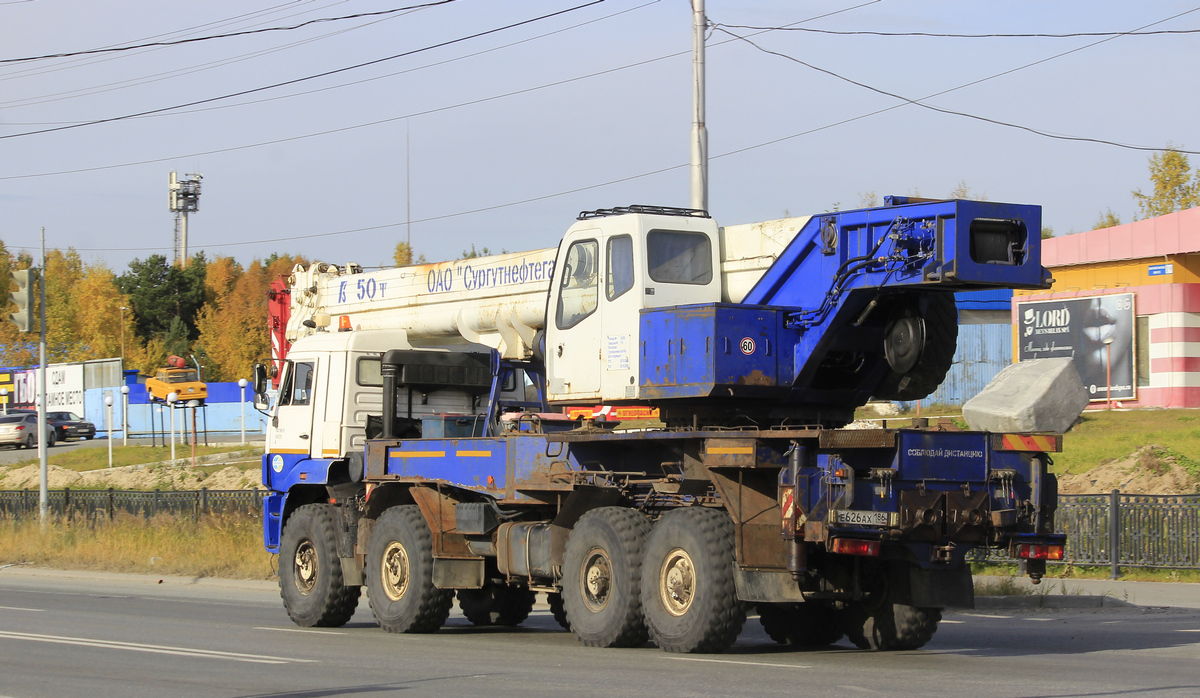 Ханты-Мансийский автоном.округ, № Е 626 АХ 186 — КамАЗ-6560-43