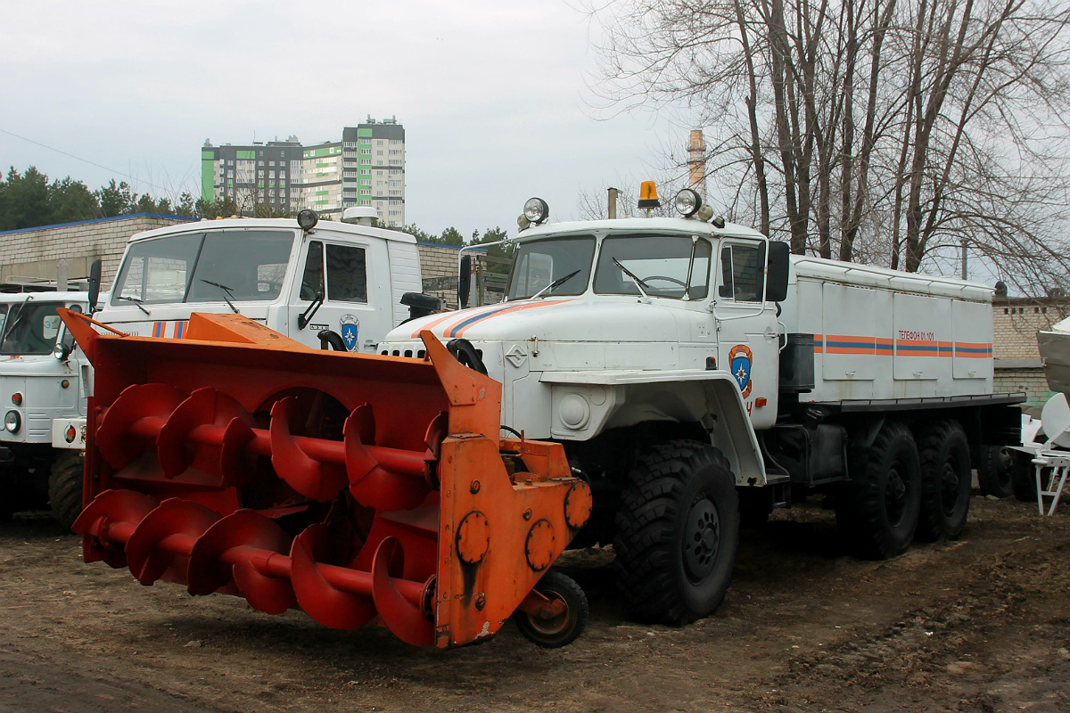 Воронежская область, № Е 138 АС 136 — Урал-4320-41