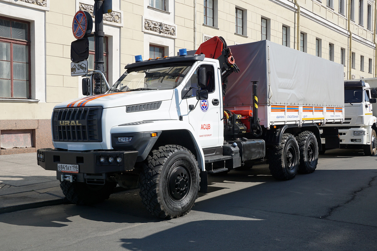 Санкт-Петербург, № Е 841 АТ 198 — Урал NEXT (общая модель); Санкт-Петербург — Парад, посвящённый 220-летию со дня образования пожарной охраны Санкт‑Петербурга (30.06.2023 г.)