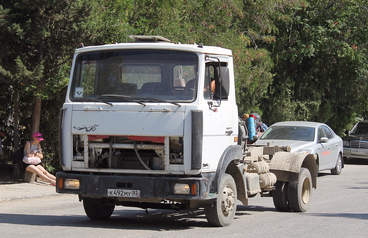 Крым, № К 492 МУ 82 — МАЗ-437041 "Зубрёнок"