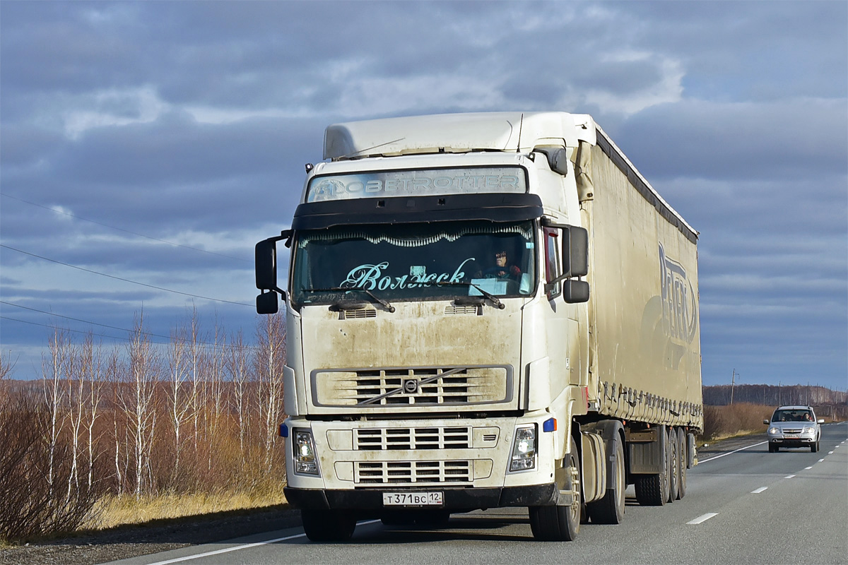 Марий Эл, № Т 371 ВС 12 — Volvo ('2002) FH12.440