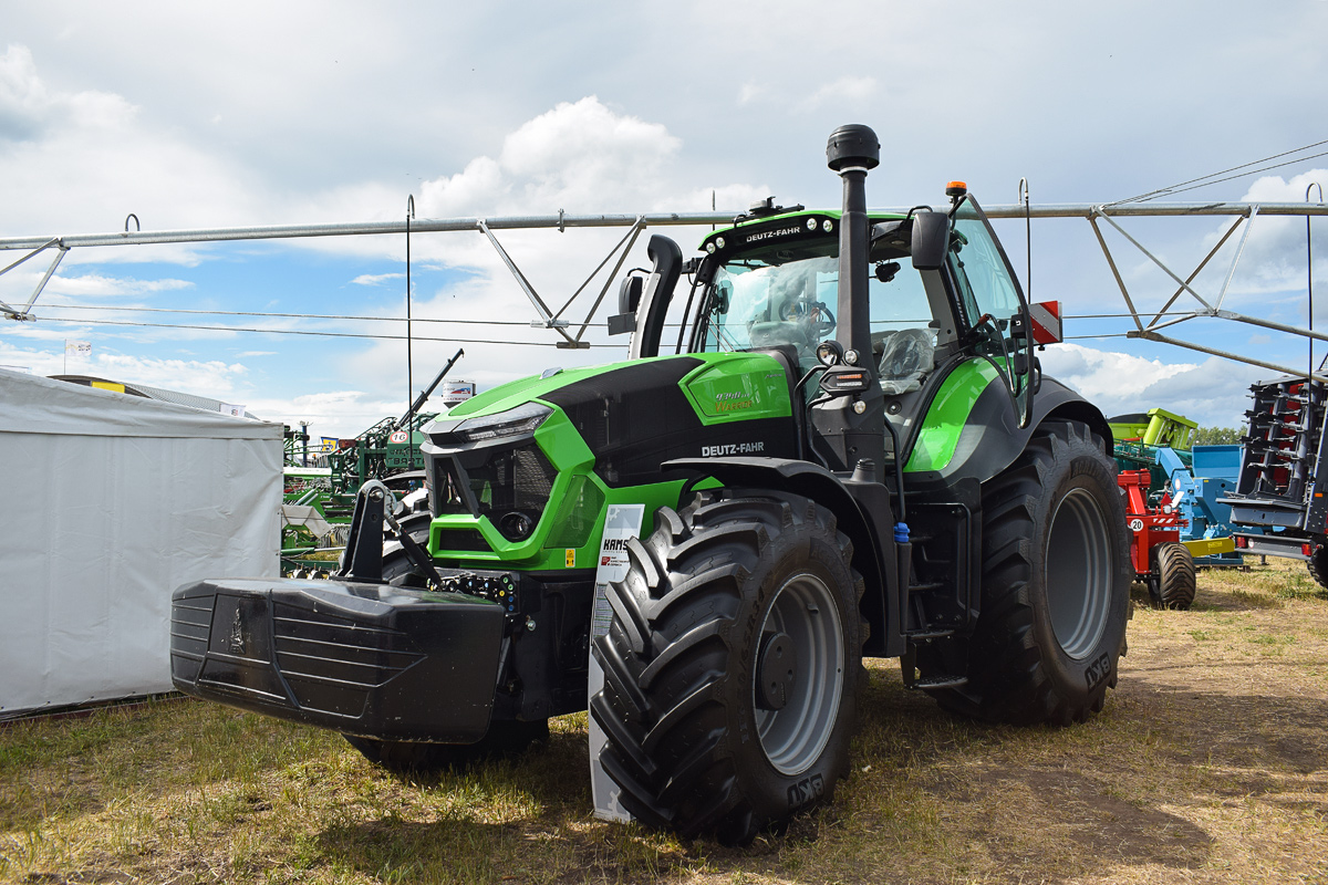 Алтайский край, № (22) Б/Н СТ 1060 — Deutz-Fahr 9*** TTV (общая модель); Алтайский край — Выставка "День Сибирского Поля 2023"