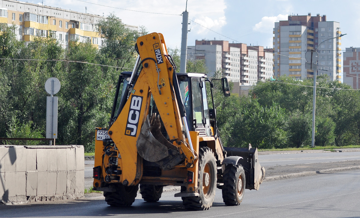 Омская область, № 2256 МХ 55 — JCB 3CX