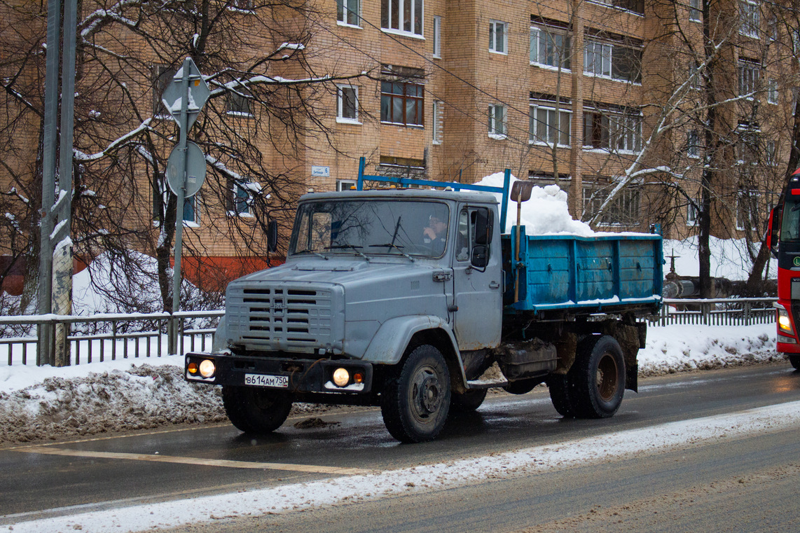 Московская область, № В 614 АМ 750 — ЗИЛ-494560