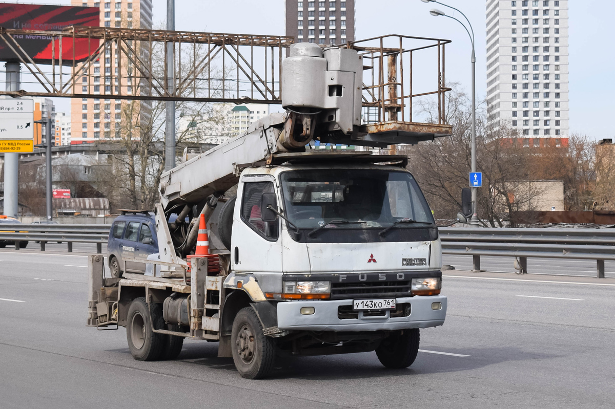 Ростовская область, № У 143 КО 761 — Mitsubishi Fuso Fighter