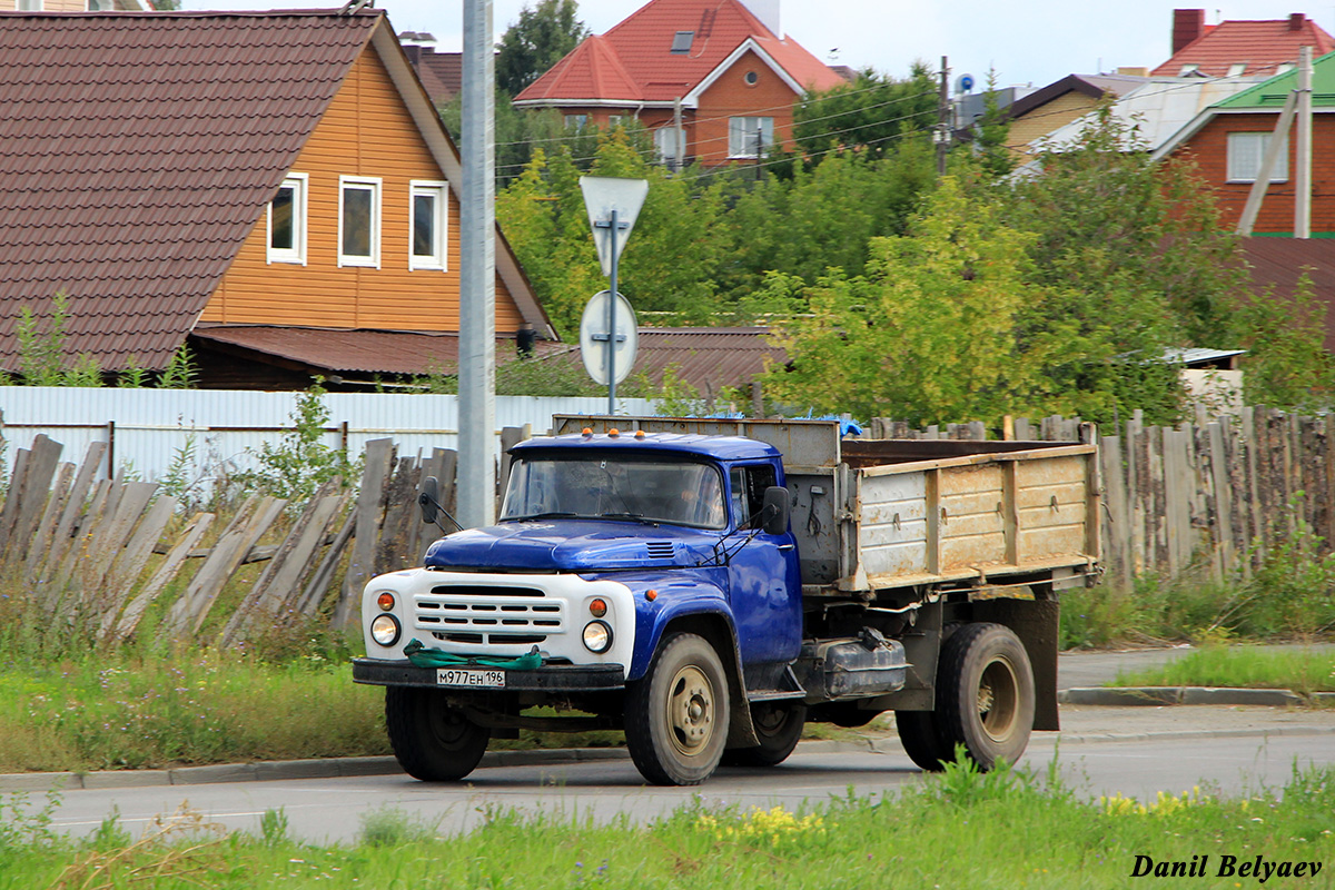 Свердловская область, № М 977 ЕН 196 — ЗИЛ-495710