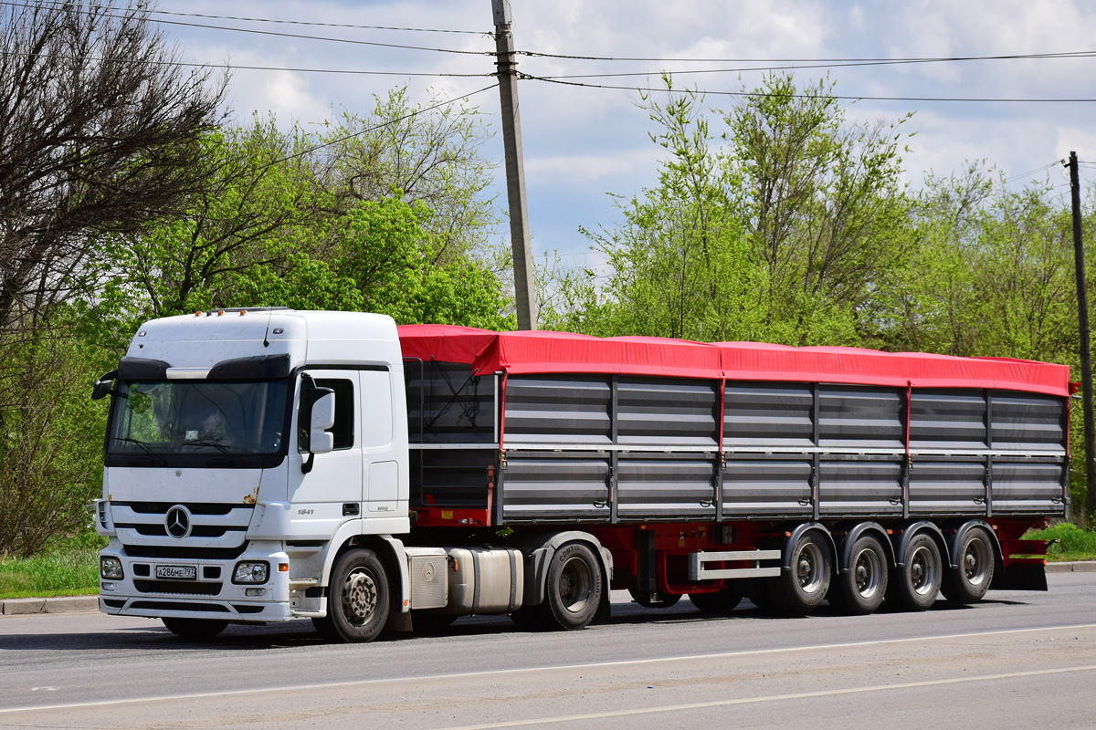 Астраханская область, № А 286 МЕ 797 — Mercedes-Benz Actros ('2009) 1841