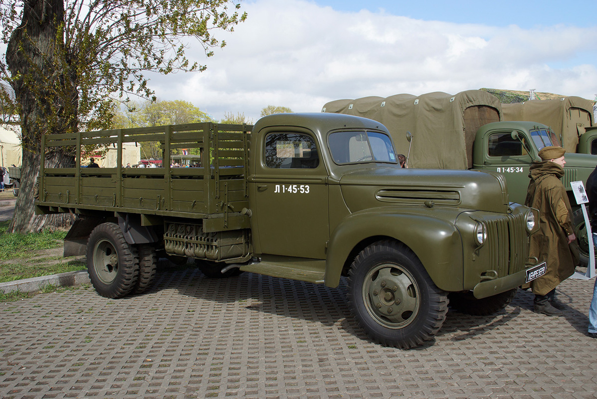 Санкт-Петербург, № Л1-45-53 — Ford 6