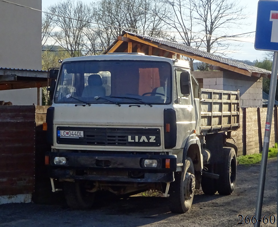 Словакия, № LC-044DL — LIAZ 151