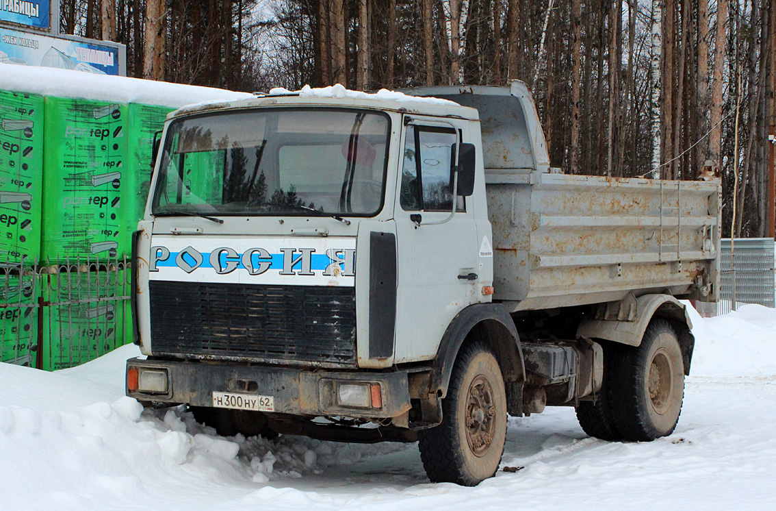 Рязанская область, № Н 300 НУ 62 — МАЗ-555102