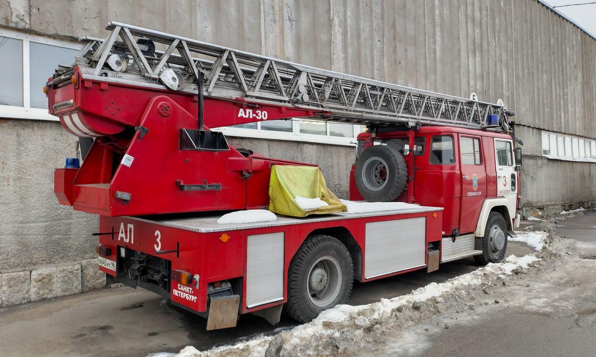 Санкт-Петербург, № В 645 НУ 98 — Magirus-Deutz (общая модель)