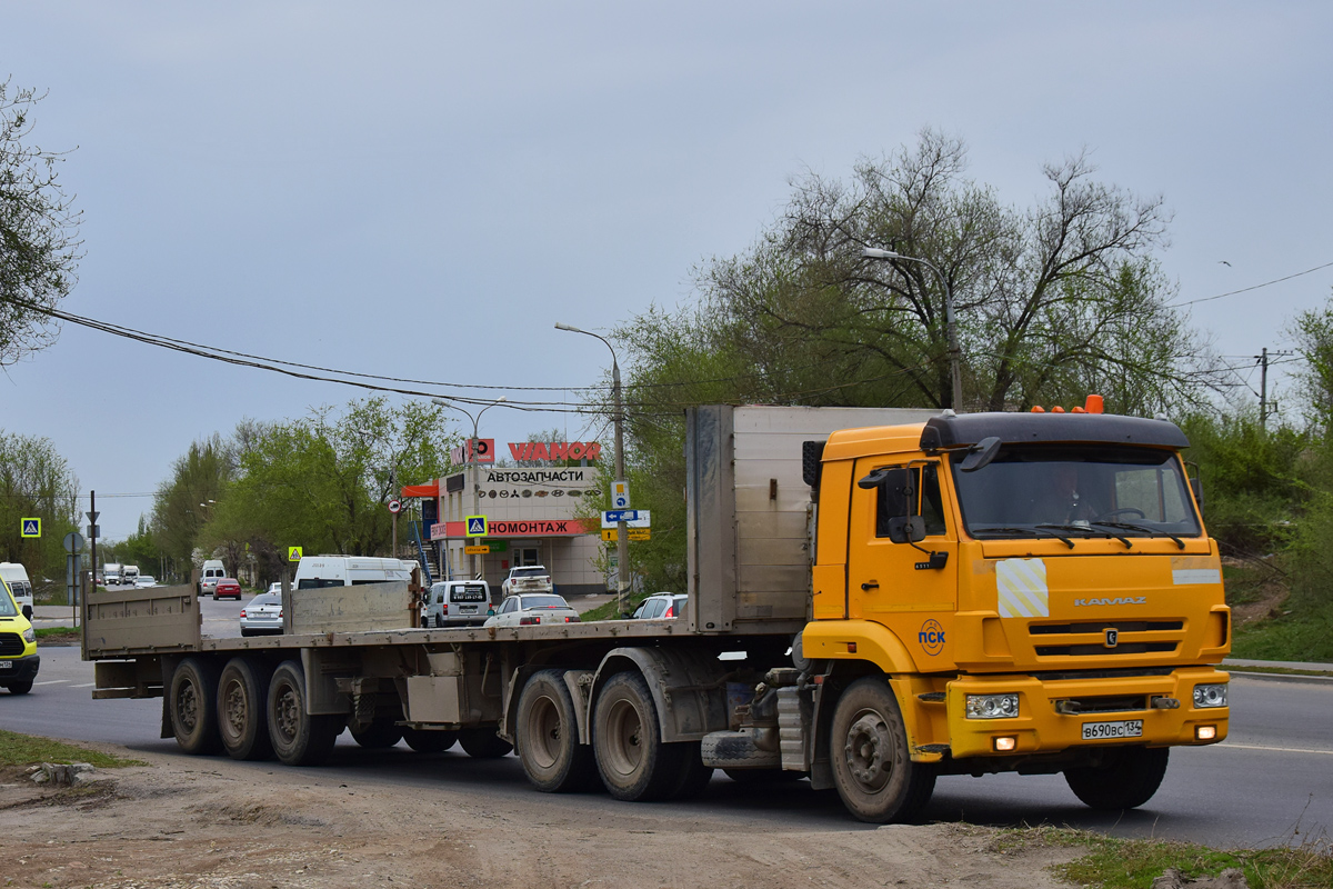 Волгоградская область, № В 690 ВС 134 — КамАЗ-65116-A4