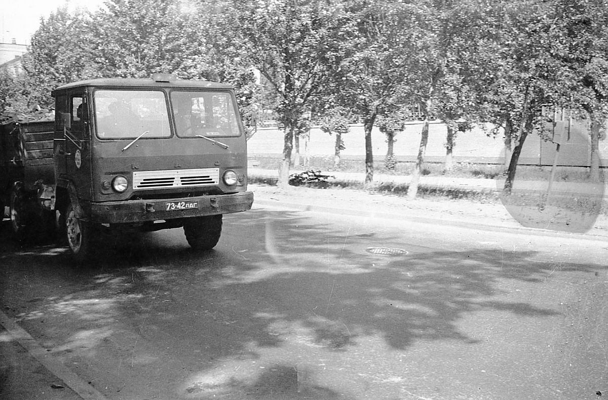 Saint Petersburg, # 73-42 ЛДГ — KAZ-608V; Saint Petersburg — Historical photos (Cars)