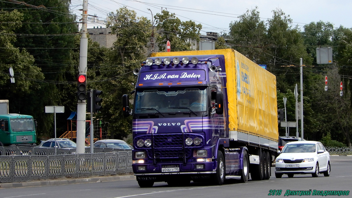 Московская область, № В 046 СУ 190 — Volvo ('1993) FH16.520