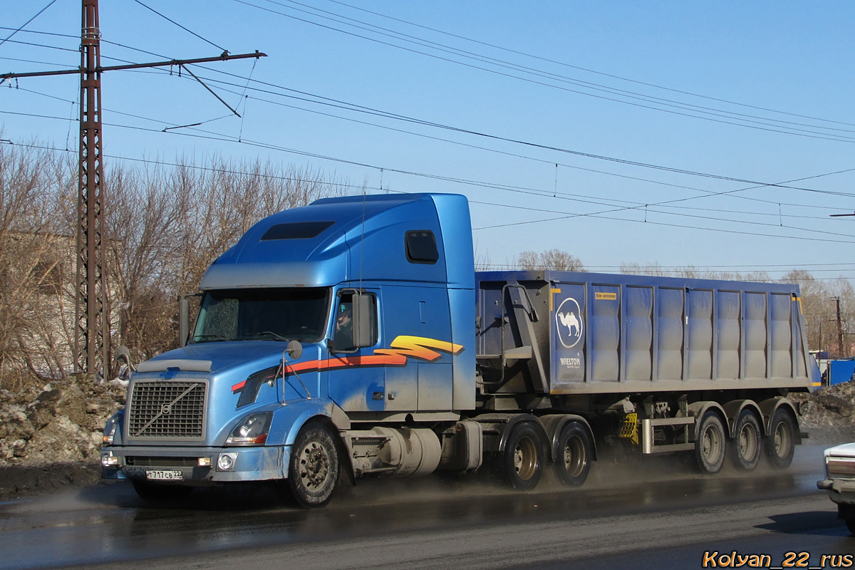 Алтайский край, № Т 717 СВ 22 — Volvo VNL670