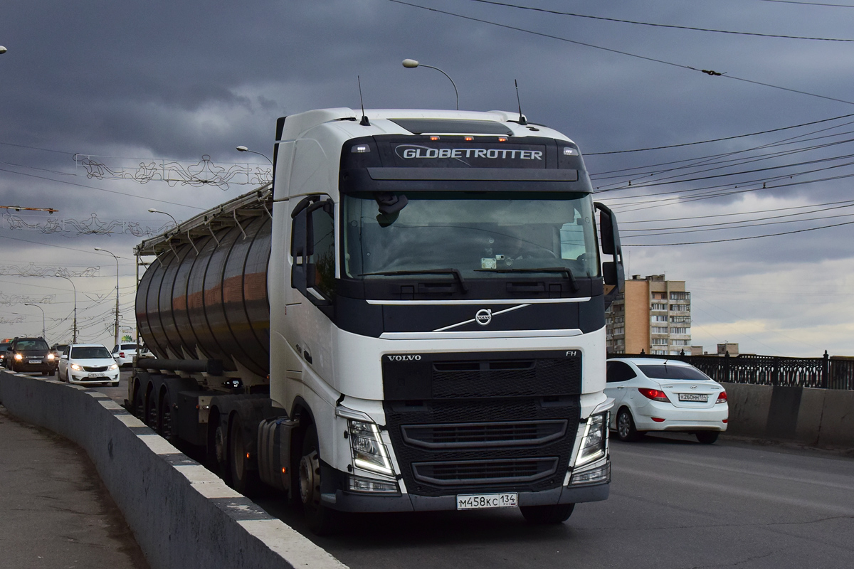 Волгоградская область, № М 458 КС 134 — Volvo ('2012) FH.460 [X9P]