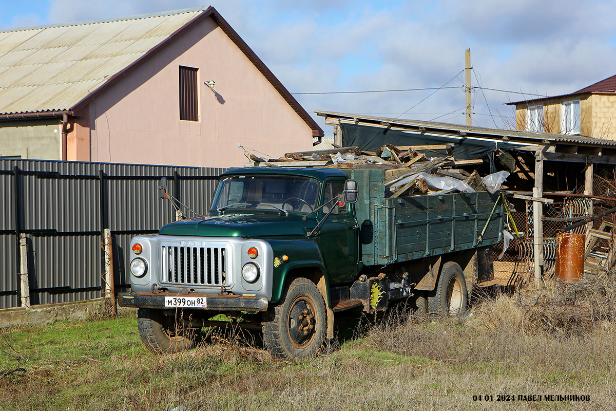 Крым, № М 399 ОН 82 — ГАЗ-53-12